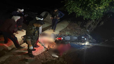 मौत का तांडवः बाइक समेत पुल से नीचे गिरे 4 लोग, मंजर देख कांप उठा लोगों का कलेजा