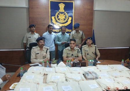 20 किलो ब्राउन शुगर ले जाते महिला सहित पांच तस्कर पकड़ाए