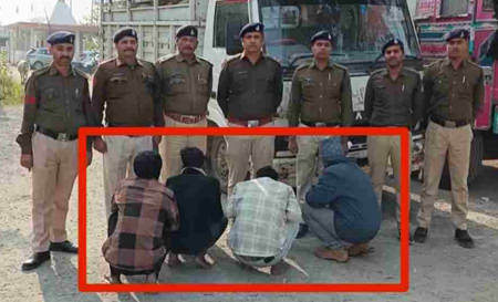 राशन चोर गिरोह के 4 आरोपी चढ़े पुलिस के हत्थेः 2 सोसायटी से 300 क्विंटल राशन चोरी