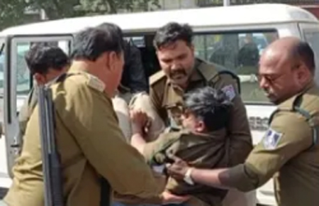 वन विभाग की टीम पर हमला, अतिक्रमणकारियों ने पथराव कर पौधों को उखाड़ फेंका