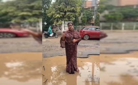 BJP महिला पार्षद की खराब सड़क को लेकर ‘खूनी’ चेतावनी:15 दिन में सड़क सही नहीं की तो खून बहेगा