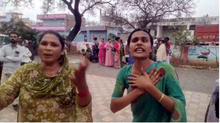 किन्नरों के 2 गुटों में विवाद, हिंदुओं से बधाई के पैसे लेकर मुस्लिमों को दान में देने का आरोप, थाने पहुंचा मामला