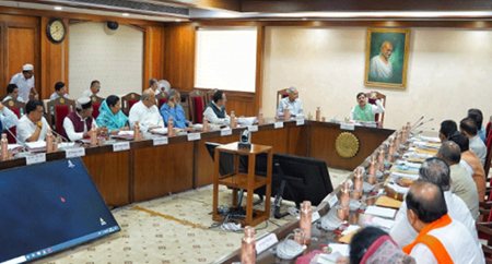 बिजली कंपनियों में 49 हजार से ज्यादा भर्ती, 66 आंगनबाड़ी केंद्र खुलेंगे