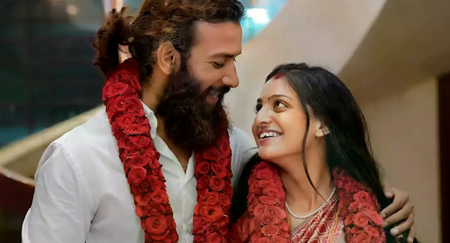 नाबालिग निकली ‘वायरल गर्ल’ मोनालिसा: NCST रिपोर्ट से मचा हड़कंप, पति पर FIR दर्ज