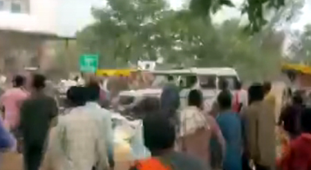 थाने से पुलिस की गाड़ी लेकर भागा शराबी, राहगीरों में मची भगदड़, वीडियो वायरल