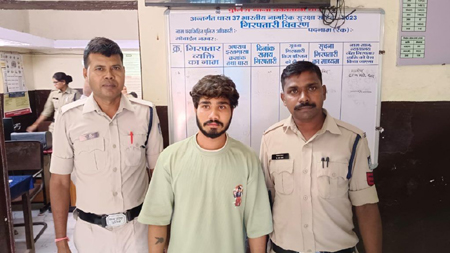 जिला अस्पताल में भर्ती महिला से दुष्कर्म: हॉस्पिटल कर्मचारी ने घर ले जाकर बनाया हवस का शिकार