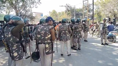  थाने में आत्महत्या का मामलाः युवक के परिजनों ने किया चक्काजाम, क्षेत्र छावनी में तब्दील